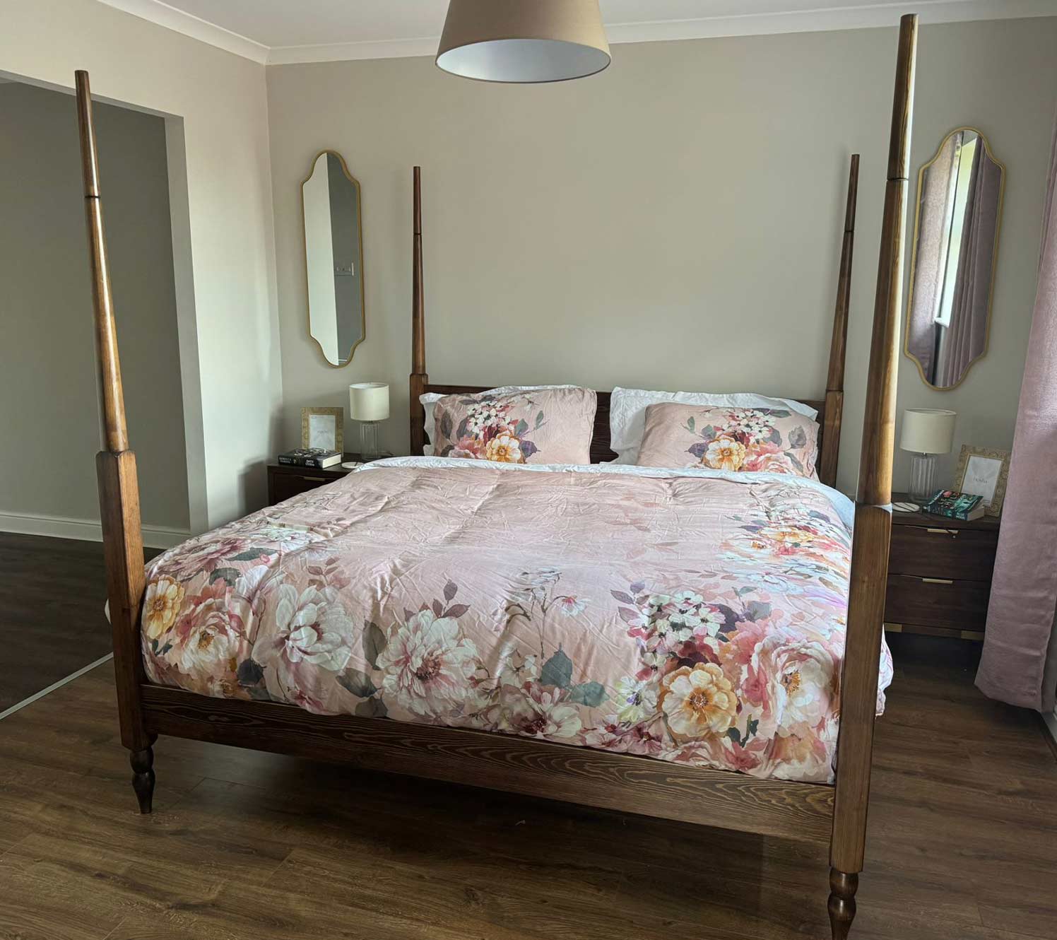 Adult pink and grey bedroom ideas